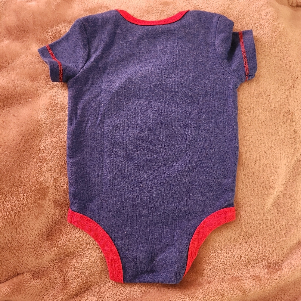 ๐ 3/$10 3 Newborn Baby Superhero Onesies โ Spiderman, Batman, Marvel - Picture 7 of 10